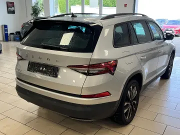 SKODA Kodiaq Tour S-Dach 360 Cam CarPlay 4xSHZ Navi 1H