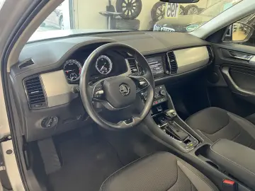 SKODA Kodiaq Tour S-Dach 360 Cam CarPlay 4xSHZ Navi 1H