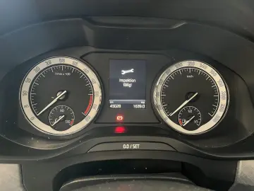 SKODA Kodiaq Tour S-Dach 360 Cam CarPlay 4xSHZ Navi 1H