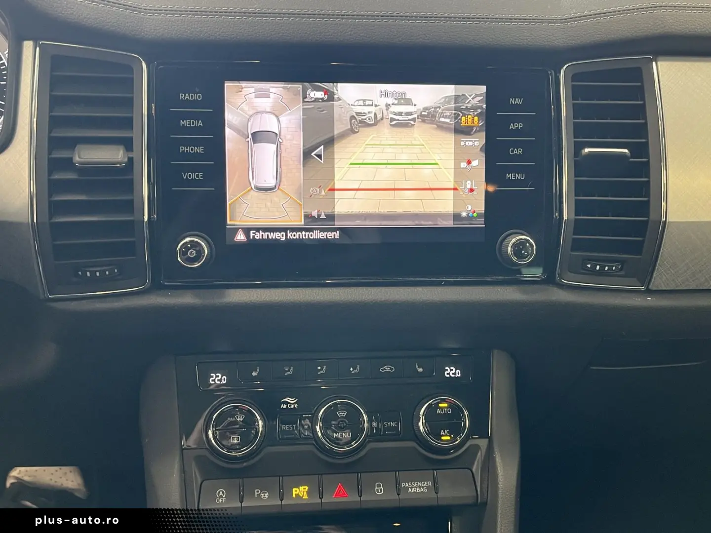 SKODA Kodiaq Tour S-Dach 360 Cam CarPlay 4xSHZ Navi 1H