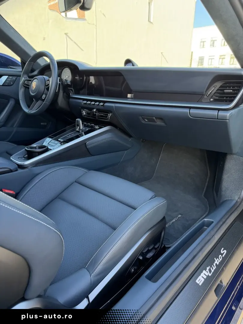PORSCHE 911 992 Turbo S KERAMIK MWST APP