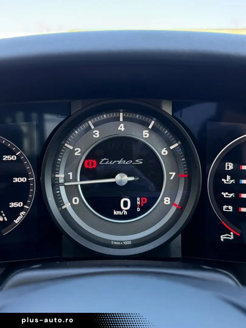 PORSCHE 911 992 Turbo S KERAMIK MWST APP