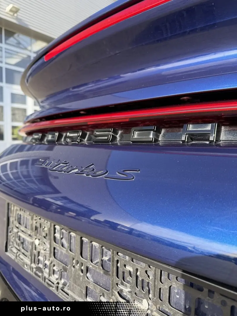 PORSCHE 911 992 Turbo S KERAMIK MWST APP