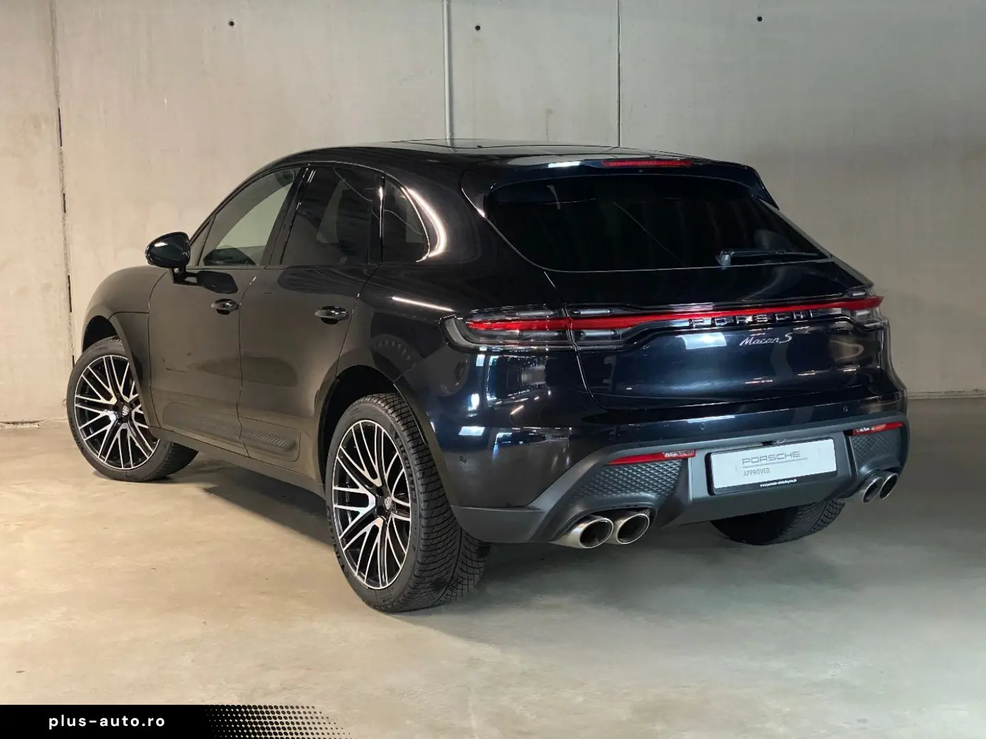 PORSCHE Macan S   Standheizung   Panorama Dachsystem