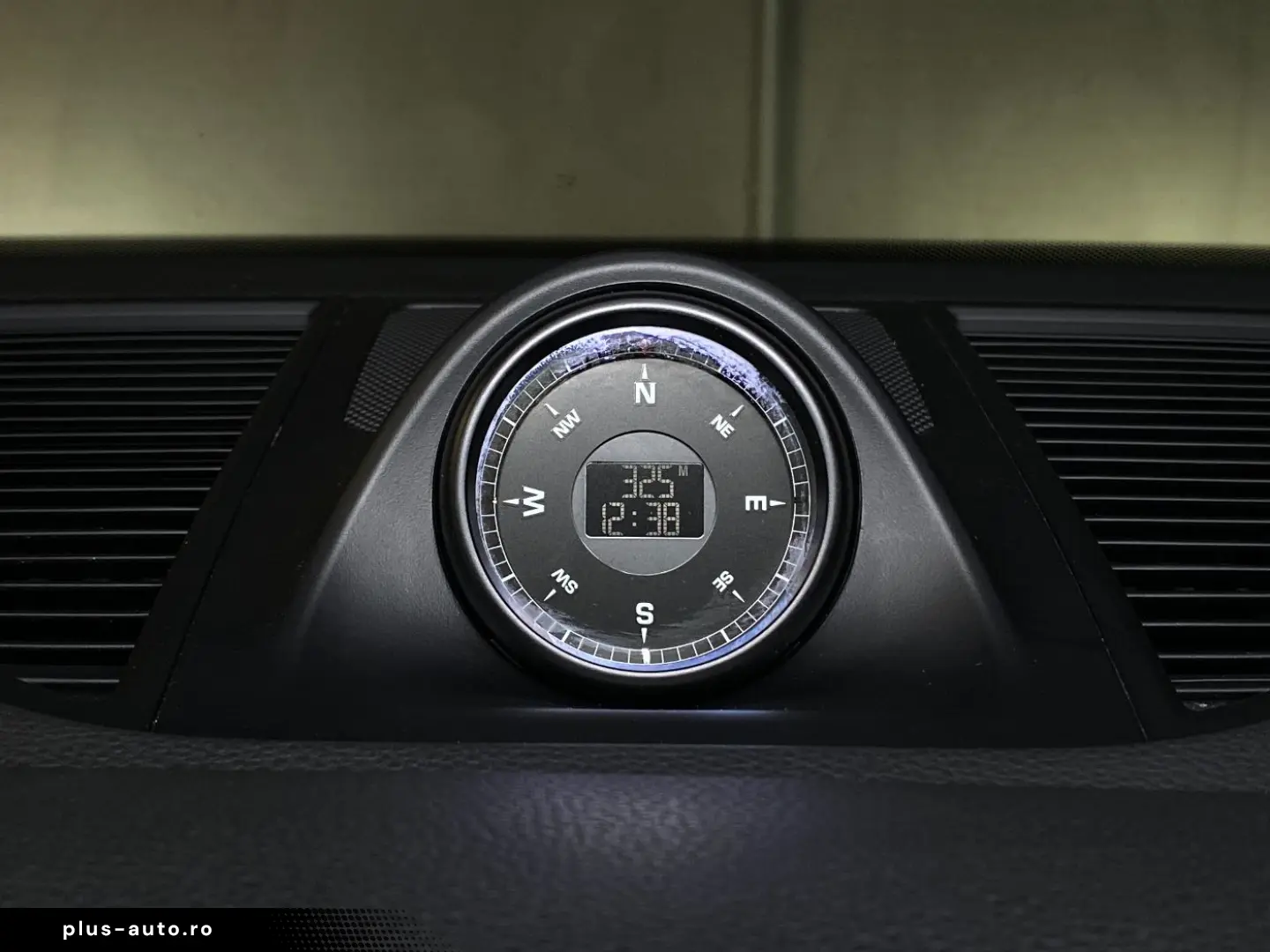 PORSCHE Macan S   Standheizung   Panorama Dachsystem