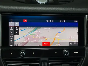 PORSCHE Macan S   Standheizung   Panorama Dachsystem