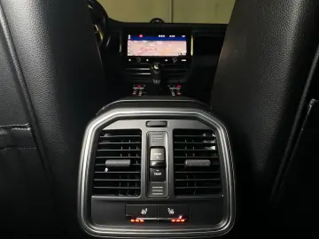 PORSCHE Macan S   Standheizung   Panorama Dachsystem