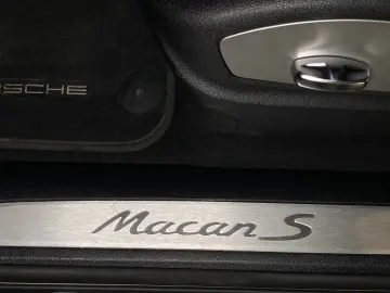 PORSCHE Macan S   Standheizung   Panorama Dachsystem