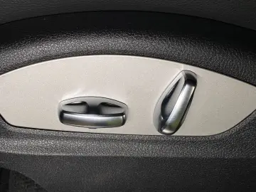 PORSCHE Macan S   Standheizung   Panorama Dachsystem