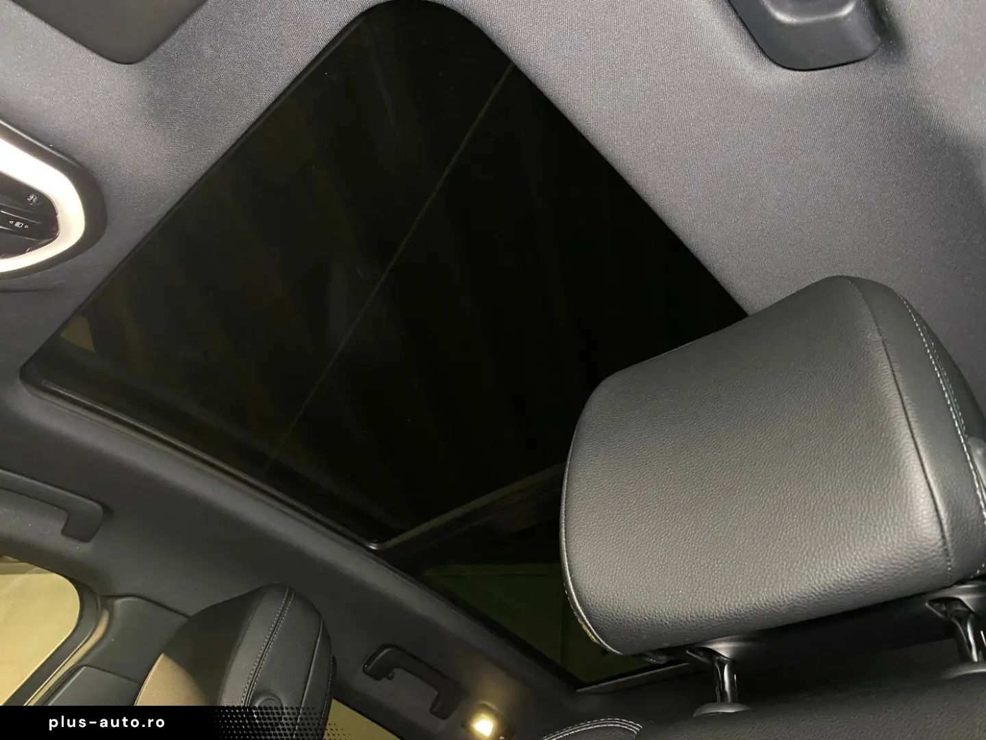 PORSCHE Macan S   Standheizung   Panorama Dachsystem