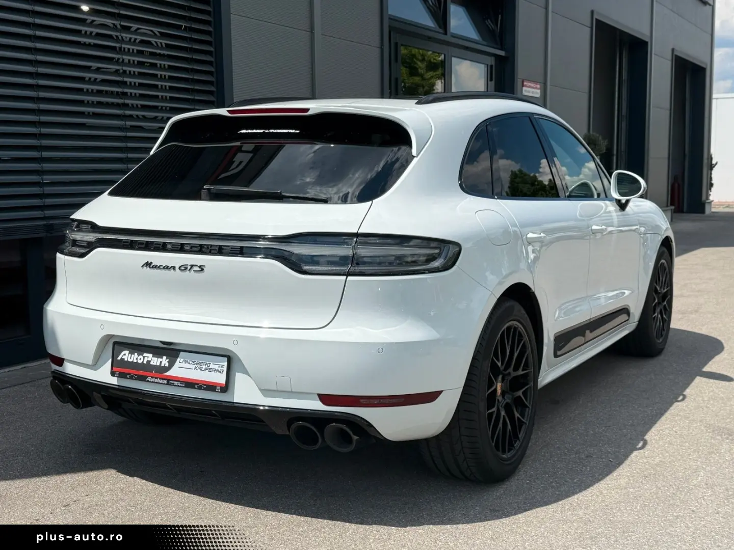 PORSCHE MACAN GTS PANO LUFT AHK CHRONO BOSE ACC 360  LED