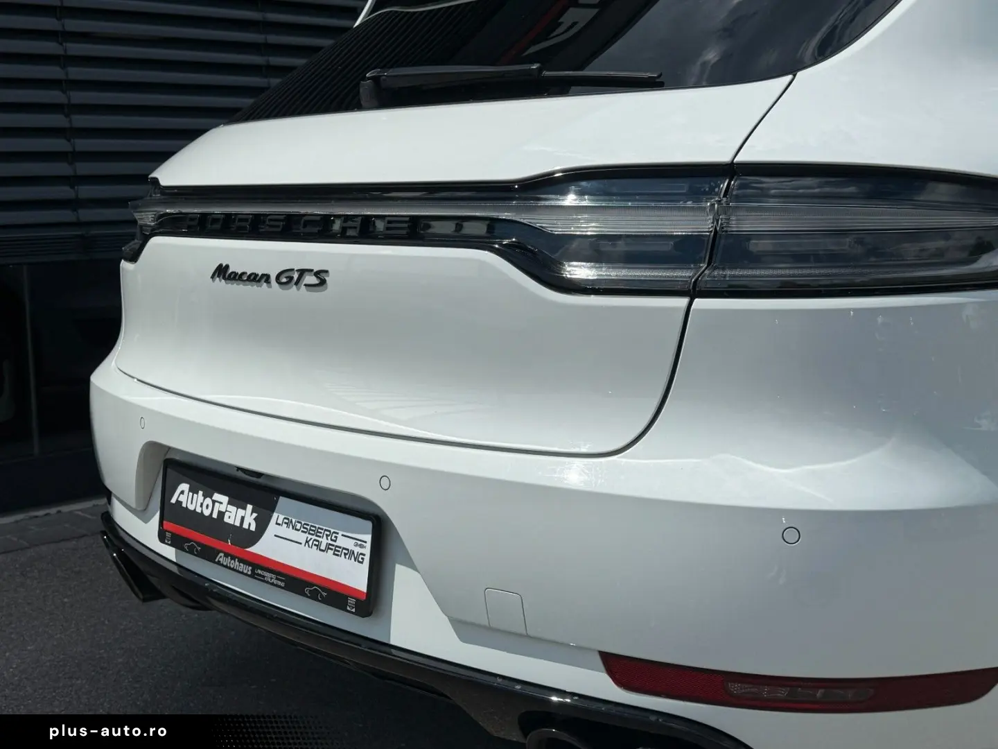 PORSCHE MACAN GTS PANO LUFT AHK CHRONO BOSE ACC 360  LED