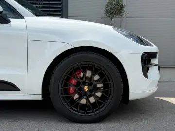 PORSCHE MACAN GTS PANO LUFT AHK CHRONO BOSE ACC 360  LED
