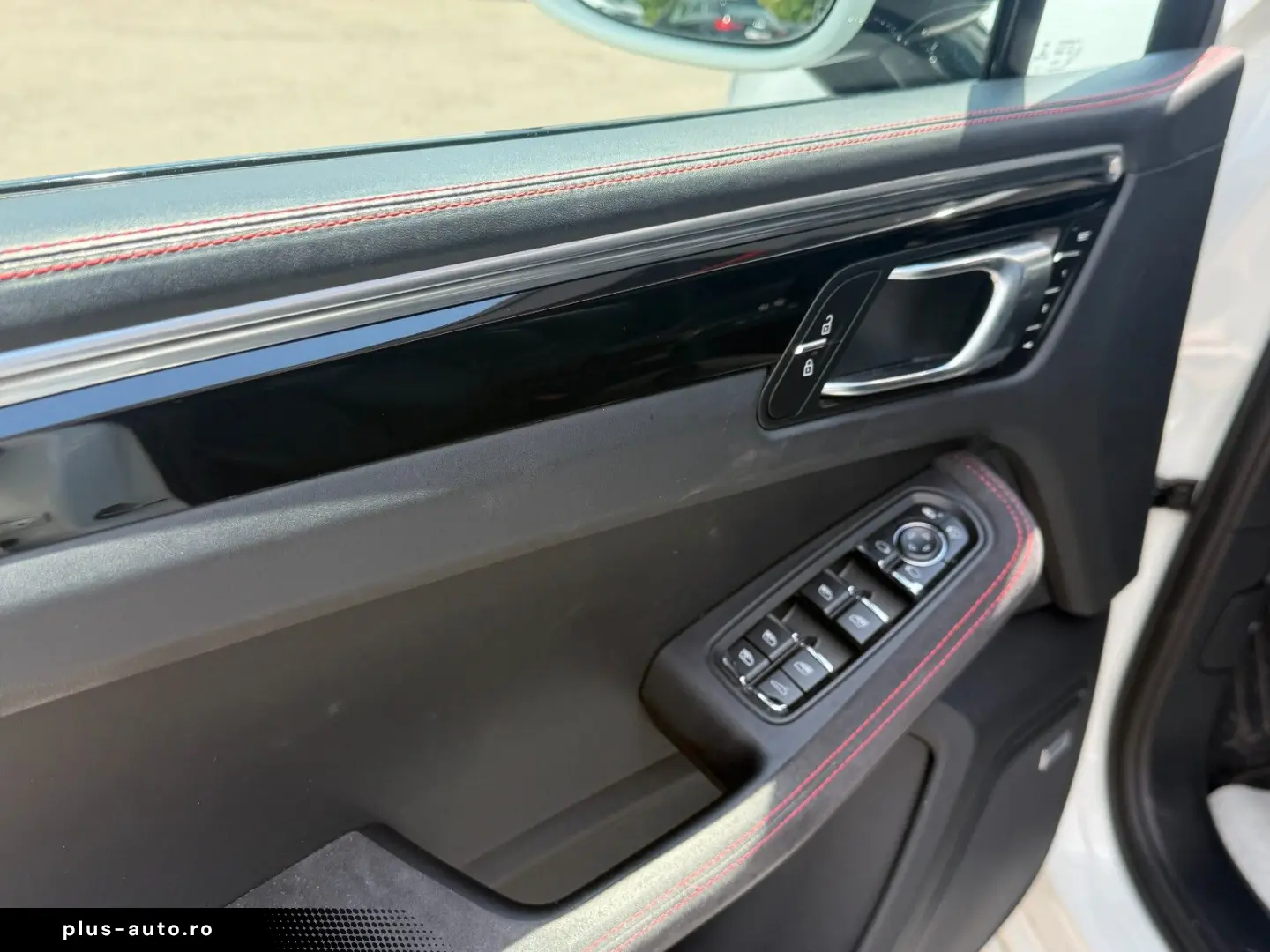 PORSCHE MACAN GTS PANO LUFT AHK CHRONO BOSE ACC 360  LED