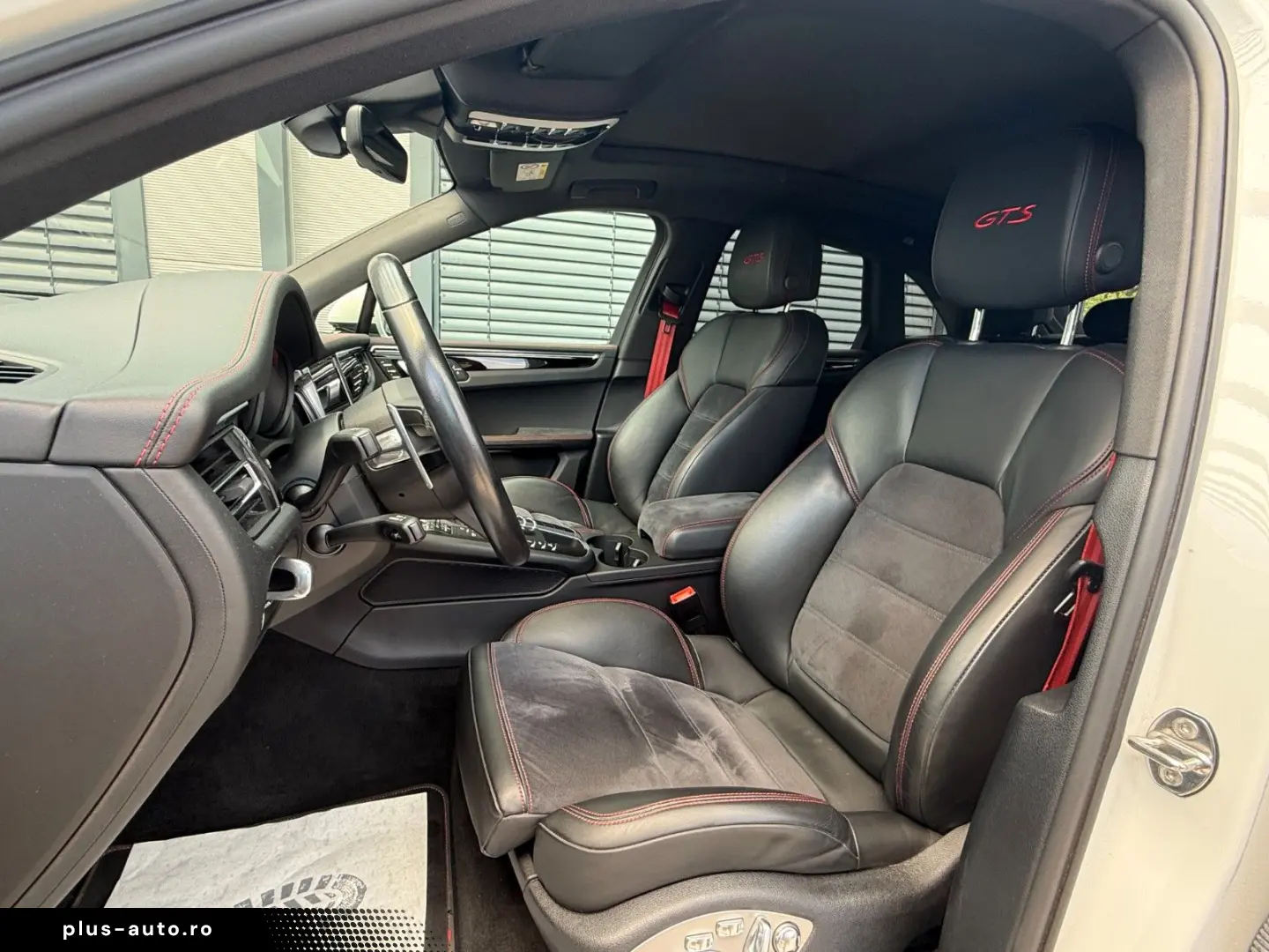 PORSCHE MACAN GTS PANO LUFT AHK CHRONO BOSE ACC 360  LED