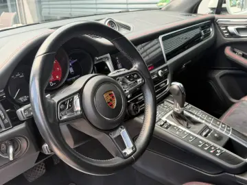 PORSCHE MACAN GTS PANO LUFT AHK CHRONO BOSE ACC 360  LED