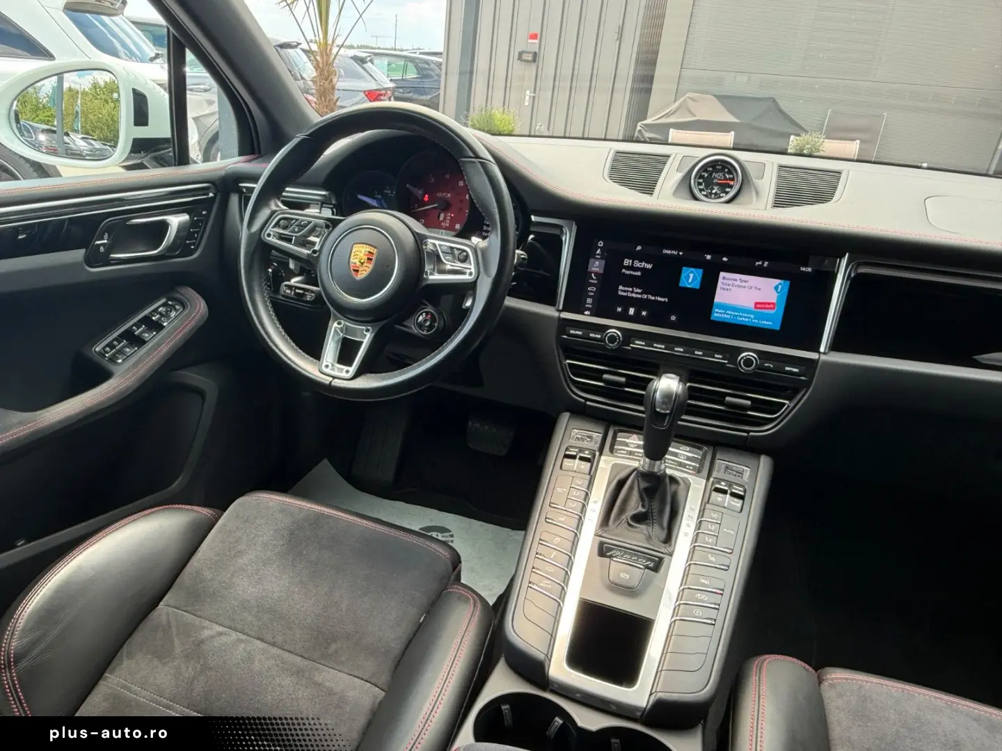 PORSCHE MACAN GTS PANO LUFT AHK CHRONO BOSE ACC 360  LED