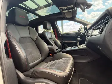 PORSCHE MACAN GTS PANO LUFT AHK CHRONO BOSE ACC 360  LED