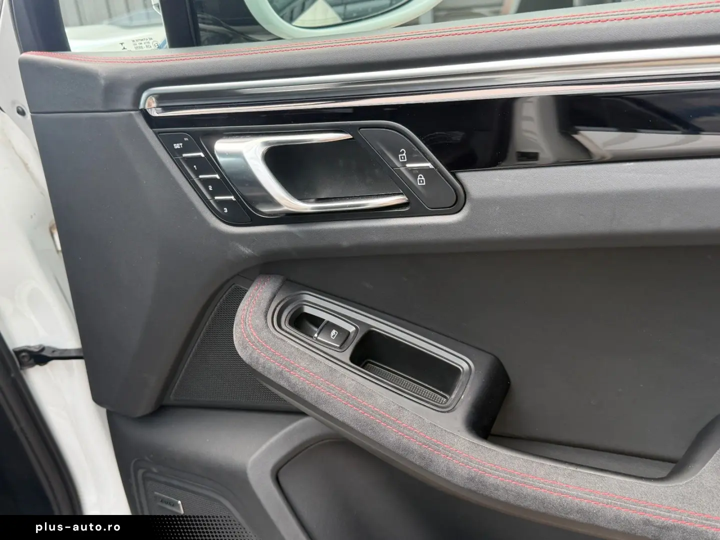 PORSCHE MACAN GTS PANO LUFT AHK CHRONO BOSE ACC 360  LED