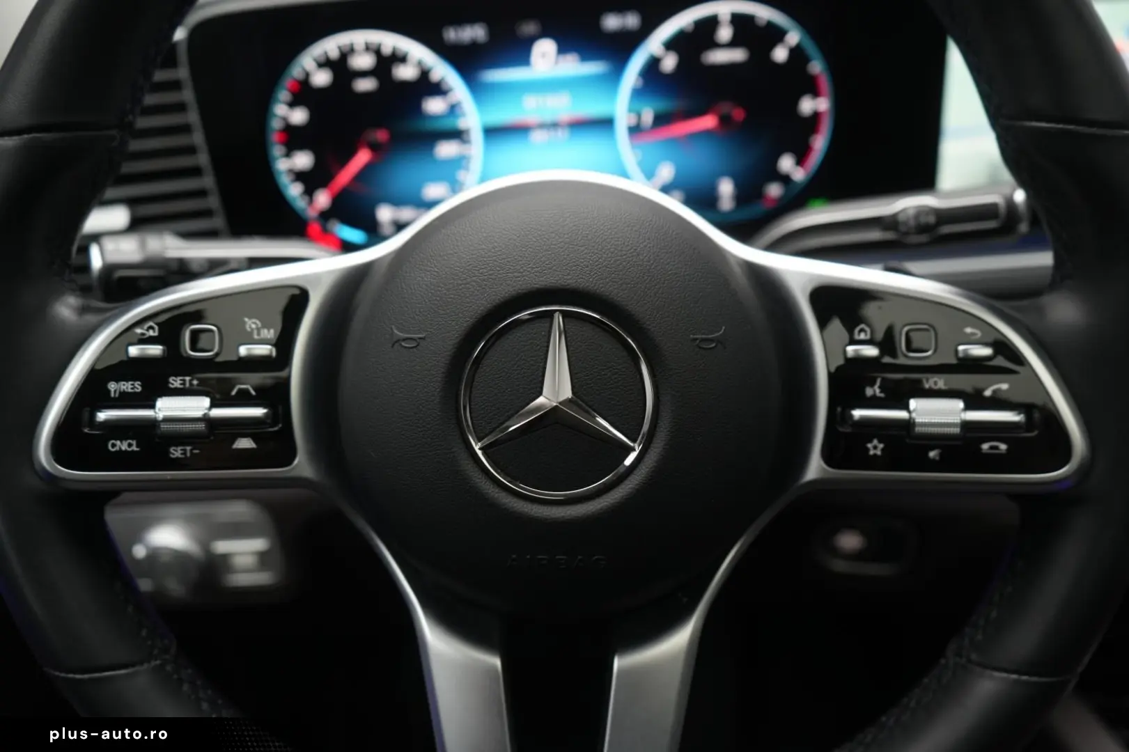 MERCEDES-BENZ GLE 400 d 4Matic 9G-Tronic Leder Distro HUD P