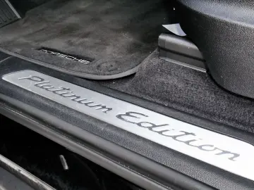 PORSCHE Cayenne Platinum Edition Luft AHZV 360