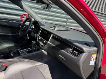 PORSCHE Macan GTS-PANO-CHRONO-BOSE-PAS