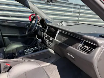 PORSCHE Macan GTS-PANO-CHRONO-BOSE-PAS