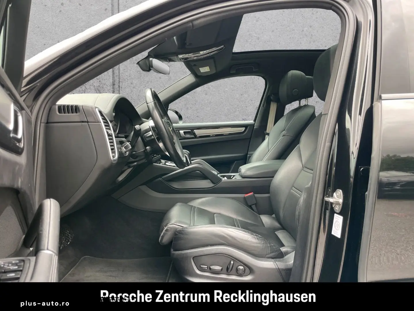 PORSCHE Cayenne Coupe Platinum Edition InnoDrive BOSE LE