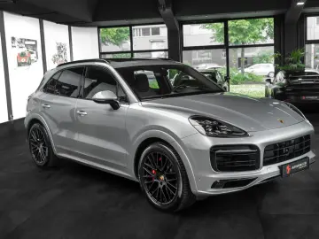 PORSCHE Cayenne GTS #SportDesign #Approved #Pano #1.Hand