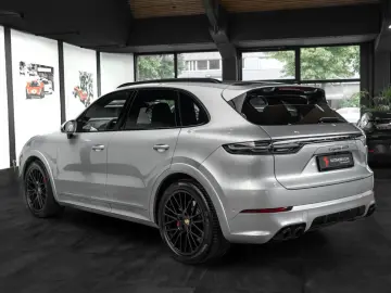 PORSCHE Cayenne GTS #SportDesign #Approved #Pano #1.Hand