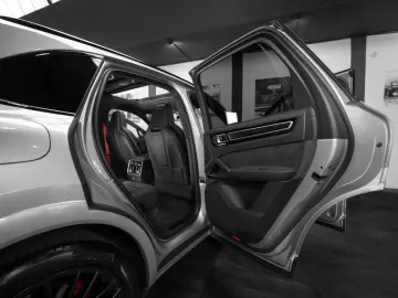 PORSCHE Cayenne GTS #SportDesign #Approved #Pano #1.Hand