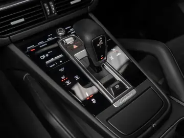 PORSCHE Cayenne GTS #SportDesign #Approved #Pano #1.Hand