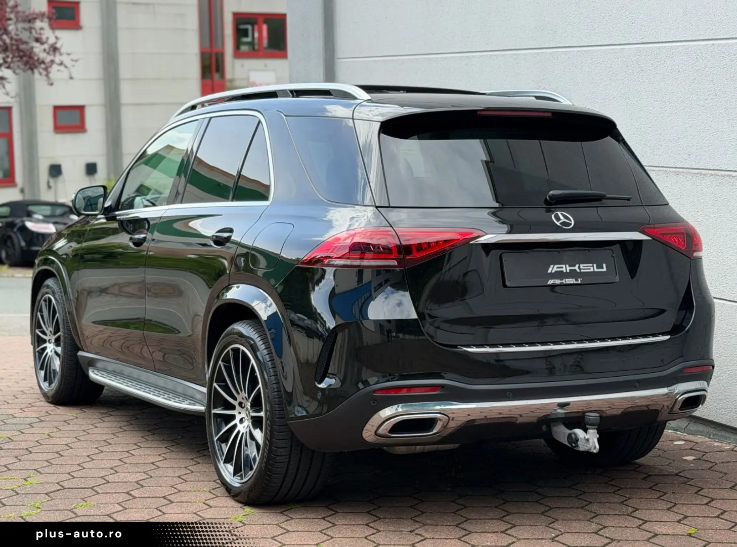 MERCEDES-BENZ GLE 350 de 4M AMG  PANO HUD 360 AHK 21