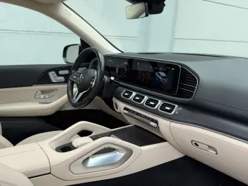 MERCEDES-BENZ GLE 350 de 4M AMG  PANO HUD 360 AHK 21