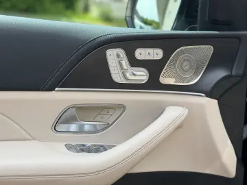 MERCEDES-BENZ GLE 350 de 4M AMG  PANO HUD 360 AHK 21
