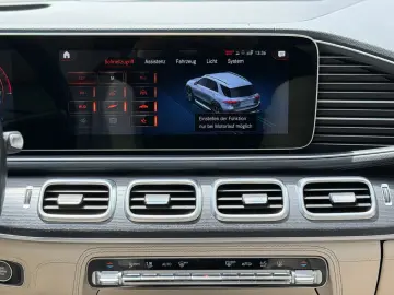 MERCEDES-BENZ GLE 350 de 4M AMG  PANO HUD 360 AHK 21