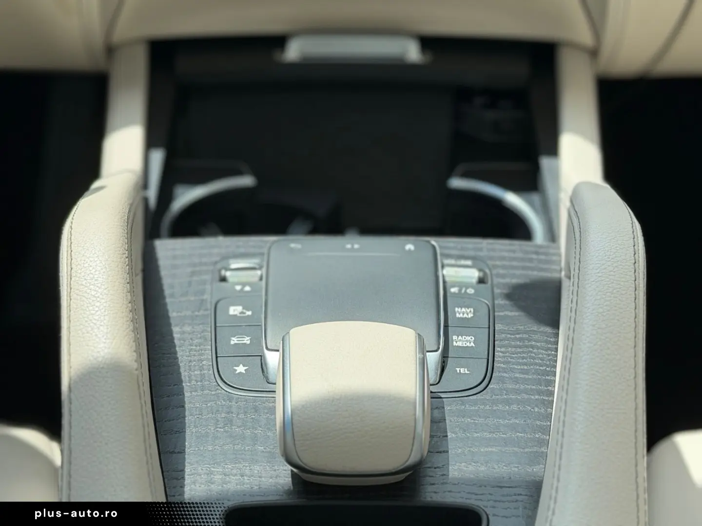 MERCEDES-BENZ GLE 350 de 4M AMG  PANO HUD 360 AHK 21