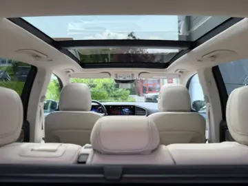 MERCEDES-BENZ GLE 350 de 4M AMG  PANO HUD 360 AHK 21