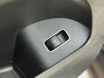 MERCEDES-BENZ GLE 350 de 4M AMG  PANO HUD 360 AHK 21
