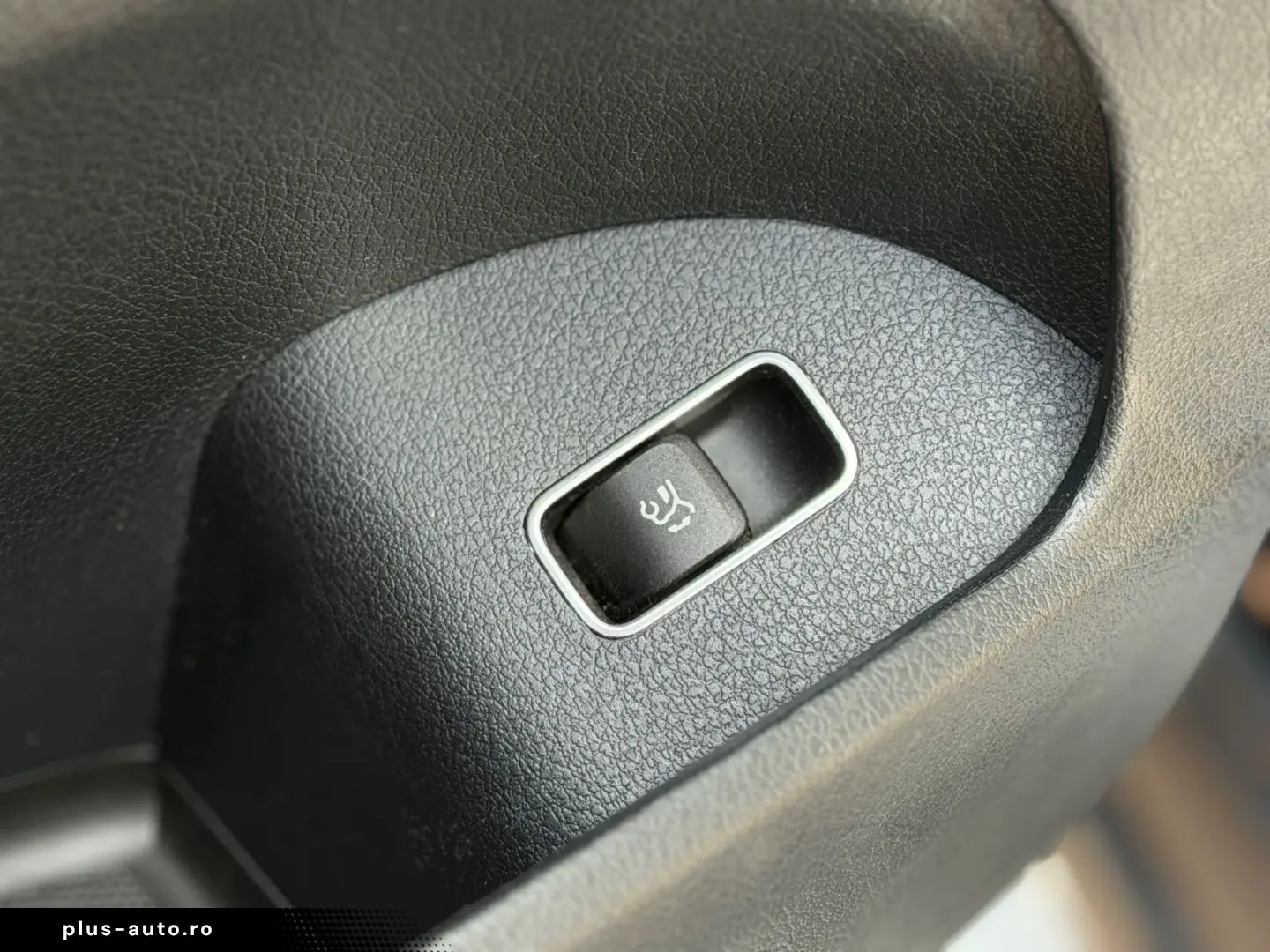 MERCEDES-BENZ GLE 350 de 4M AMG  PANO HUD 360 AHK 21