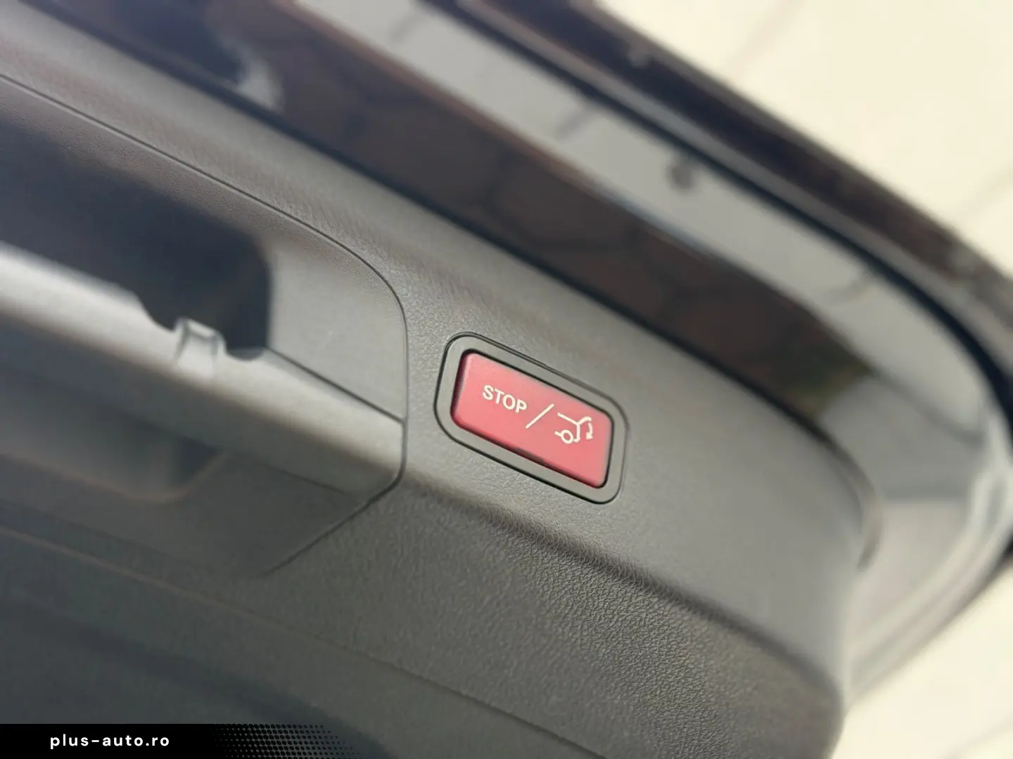 MERCEDES-BENZ GLE 350 de 4M AMG  PANO HUD 360 AHK 21