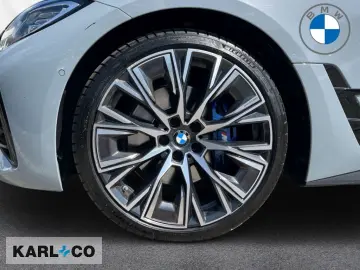BMW M440i xDrive Gran Coupe Glasdach H&K Driv Assis.