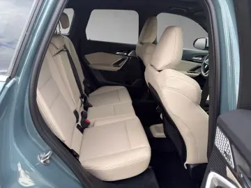 BMW X1 xDrive23d xLine Lenkradhzg Panodach eSitze