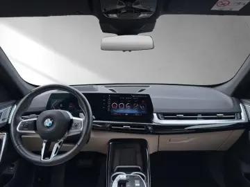 BMW X1 xDrive23d xLine Lenkradhzg Panodach eSitze