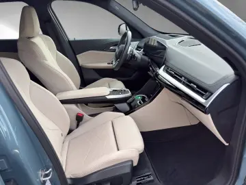 BMW X1 xDrive23d xLine Lenkradhzg Panodach eSitze
