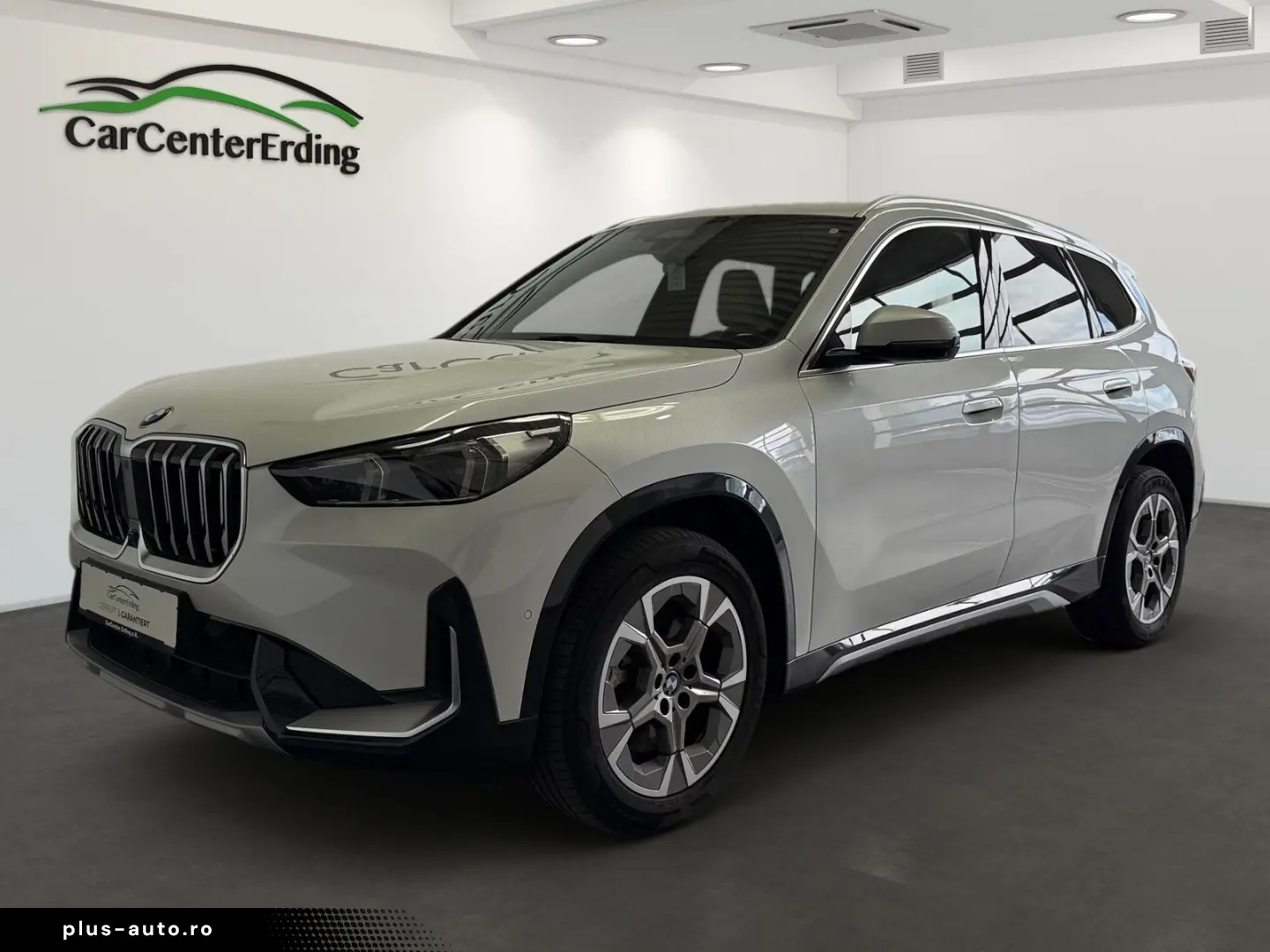 BMW X1 23i xDrive a.LED Navi ACC 360 Pano H&K Leder