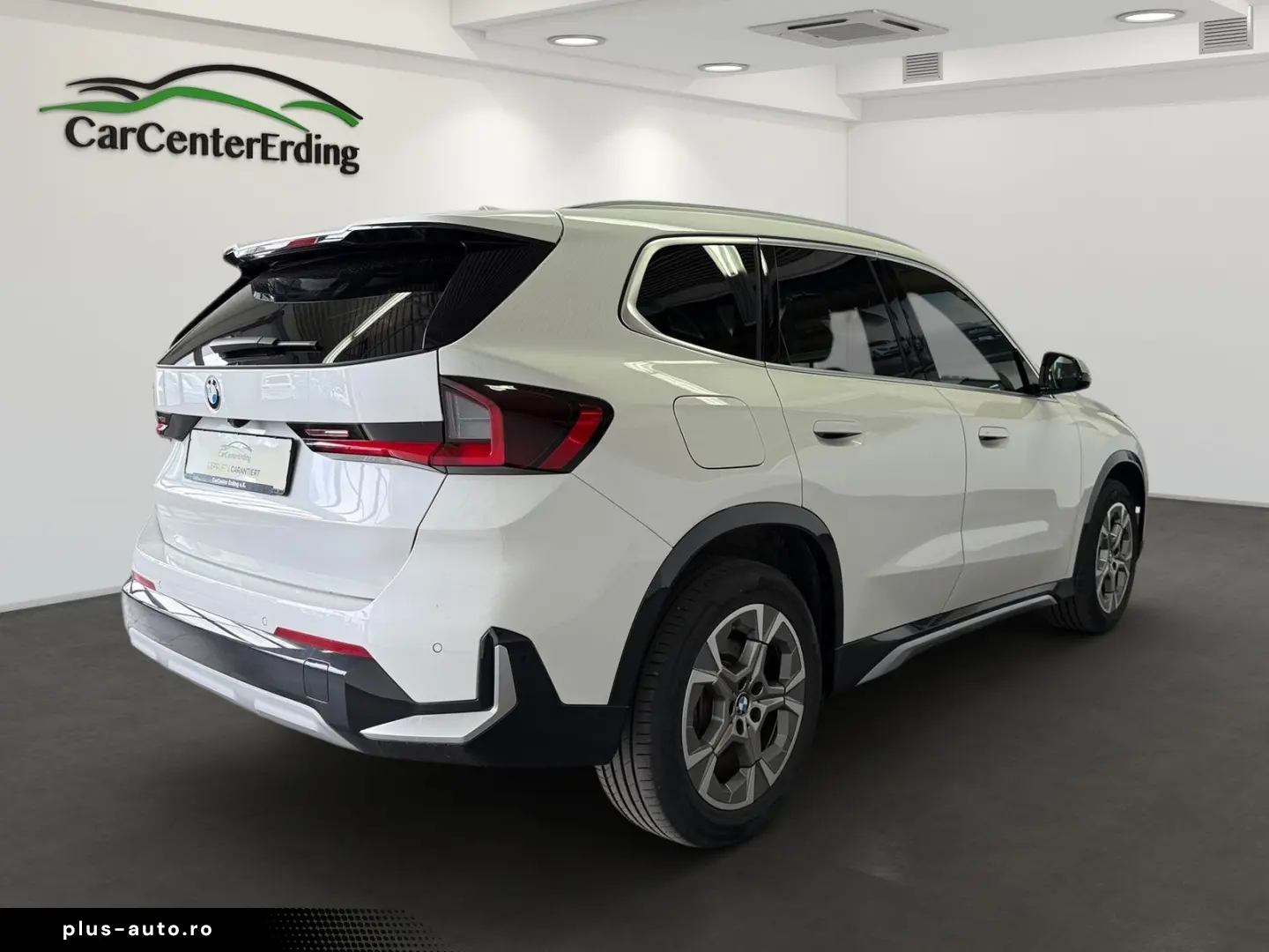 BMW X1 23i xDrive a.LED Navi ACC 360 Pano H&K Leder