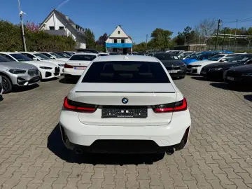 BMW 330 i xDri MSport  Sit-Memory Glass-Dach Comfort
