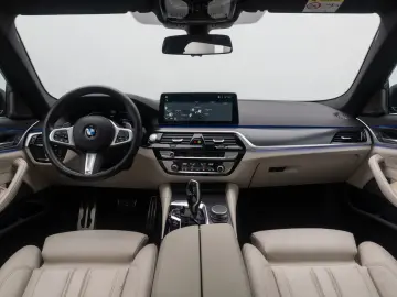 BMW 540d xD M Sport 360  HUD DAB H K Panorama 20Zoll