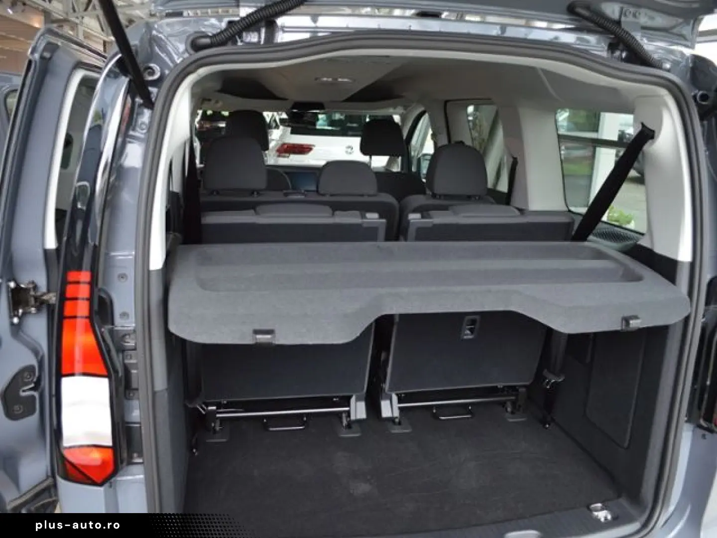 VW Caddy Maxi 2.0 TDI 7-Sitzer Kamera App C. SHZ KL
